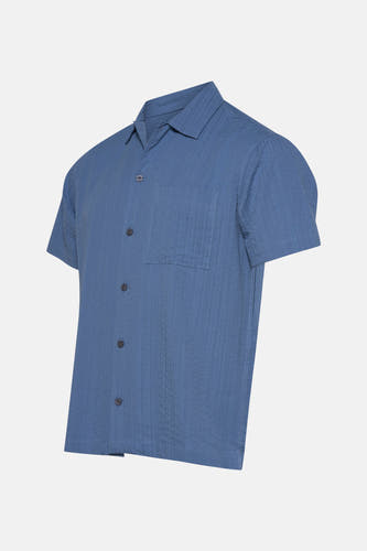 Chemise bleue à manches courtes de PREMIUM BLUE par JACK & JONES, avec une poche poitron et et boutons.