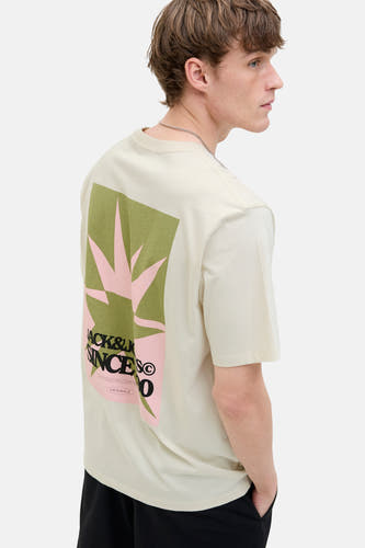 T-shirt écru à manches courtes d'ORIGINALS par JACK & JONES, avec une impression graphique sur le dos.