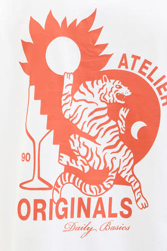 Wit T-shirt met korte mouwen van ORIGINALS BY JACK & JONES, met oranje opdruk van een tijger en de tekst 'Atelier Originals'.
