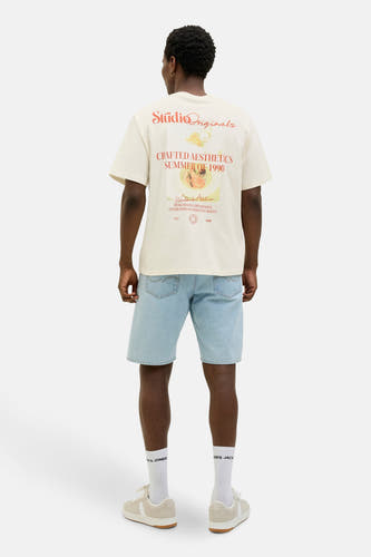 T-shirt écru à manches courtes d'ORIGINALS BY JACK & JONES, avec une impression graphique sur le dos.