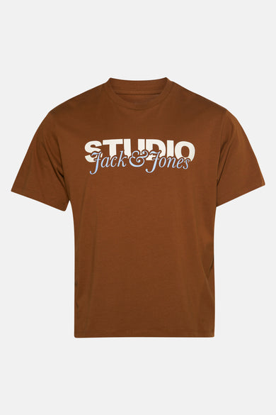 T-shirt brun à manches courtes d'ORIGINALS BY JACK & JONES, avec des lettres beige et bleu.
