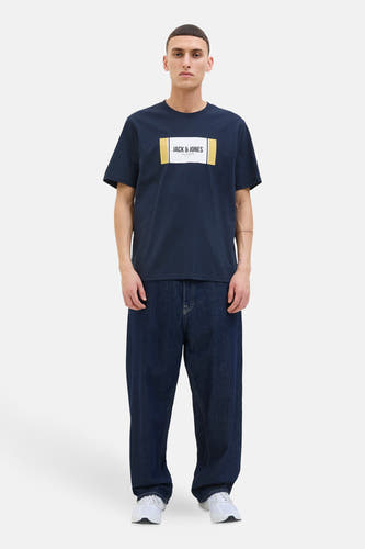 Blauw T-shirt met korte mouwen van CORE BY JACK & JONES, met een rechthoekige logo print op de borst.