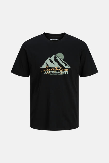 Zwart T-shirt met bergmoterief en JACK&JONES-logo.