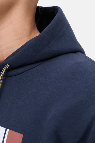Pull-over bleu avec capuche de CORE BY JACK & JONES, doté de détails en cordon.