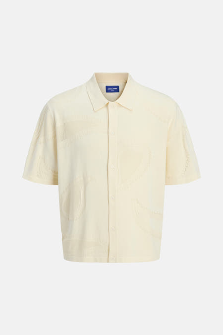 Ecru overhemd met korte mouwen van ORIGINALS BY JACK & JONES, met paisley-achtig ajourpatroon.
