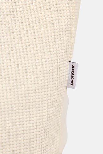 Beige T-shirt met korte mouwen van CORE by JACK & JONES, met een wafelpatroon en een label aan de zijkant.