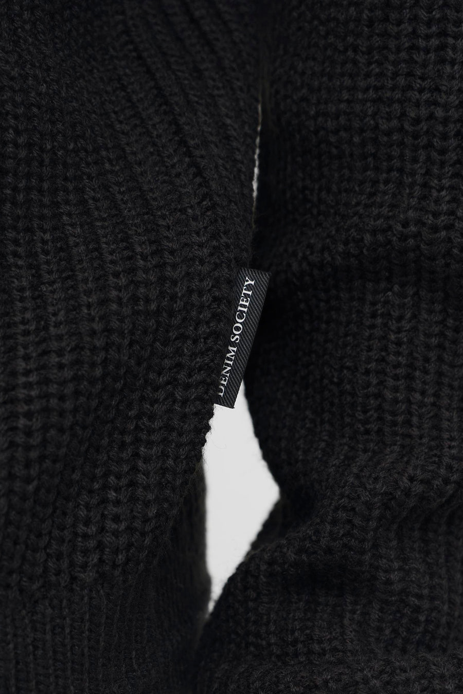 Pull met V-hals - zwart - PREMIUM by JACK & JONES