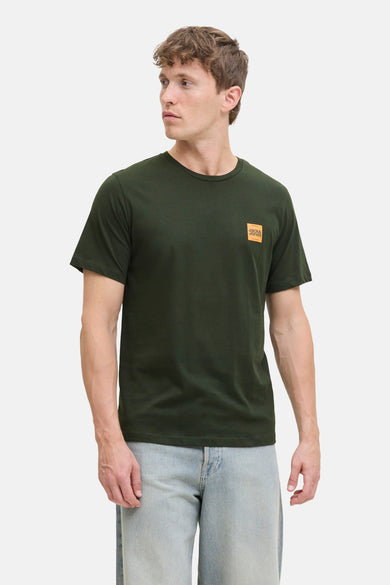 Groen T-shirt met korte mouwen van ORIGINALS BY JACK & JONES, met een klein merklogo op de borst.