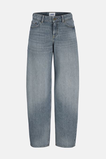 Jean en denim bleu de JJXX, avec une coupe décontractée et un lavage subtil.