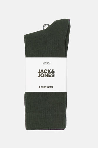 Groene sokken multipack van ACCESSORIES BY JACK & JONES, gebundeld met een witte band met logo en productinformatie.