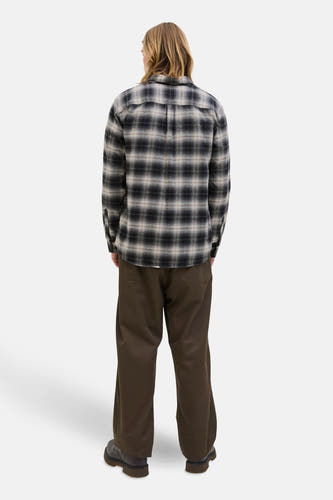 Chemise multicolore à manches longues d'ORIGINALS BY JACK & JONES, avec un motif à carreaux noir et blanc, vue de dos.