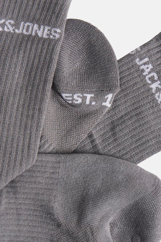 Grijze sokken van ACCESSORIES BY JACK & JONES, met ingeweven logo en tekstdetail.