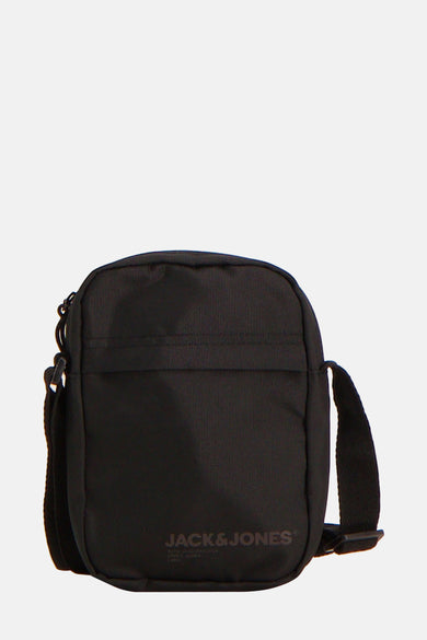 Sac à dos noir d'ACCESSORIES BY JACK & JONES avec cere réglable et logo de marque subtil imprimé.