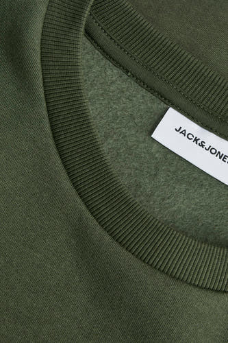 Pull-over vert de Originals by Jack & Jones, avec un col rond et une texture douce.