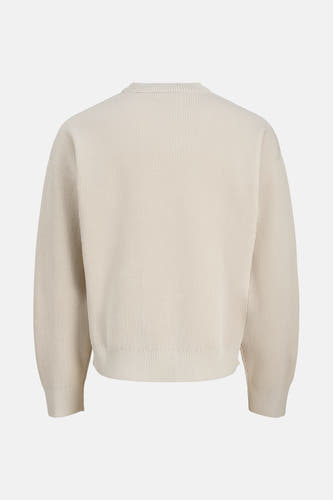 Beige trui met ronde hals van CORE BY JACK & JONES, met een ribgebreide textuur en lange mouwen, achterkant.