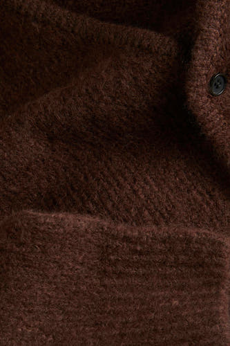 Bruin gilet van ORIGINALS BY JACK & JONES, met een zachte textuur en een knoop detail.
