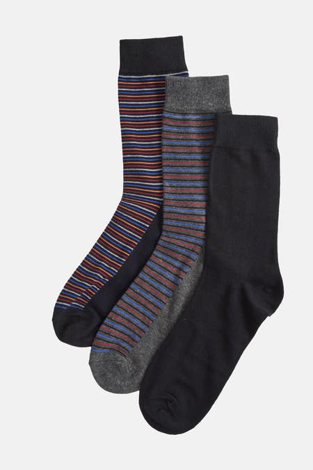 Chaussettes multicolores multipack d'ACCESSORIES BY JACK & JONES, avec un motif rayé en gris, rouge et bleu.