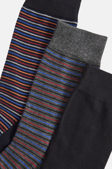 Multicolor sokken van ACCESSORIES BY JACK & JONES, met streepjespatronen in verschillende kleuren.