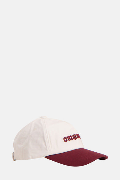 Rode pet van ACCESSORIES BY JACK & JONES met een wit voorpand en "ORIGIN" erop geborduurd.
