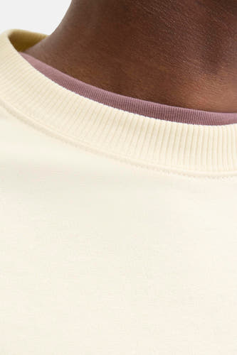 Beige sweater van ORIGINALS BY JACK & JONES, met een ronde hals en ribgebreide details.