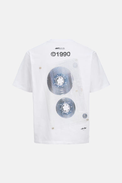 Wit T-shirt met korte mouwen van CORE BY JACK & JONES, met cassette-print op de achterkant en een ronde hals.
