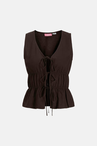 Bruine mouwloze blouse van JJXX met V-hals, strikdetail aan de voorkant en elastische taille met peplumzoom.
