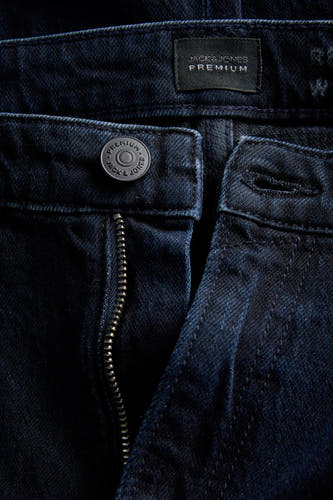 Jean tapered bleu marine de JACK & JONES JEANS INTELLIGENCE, avec fermeture à boutons et à glissière.