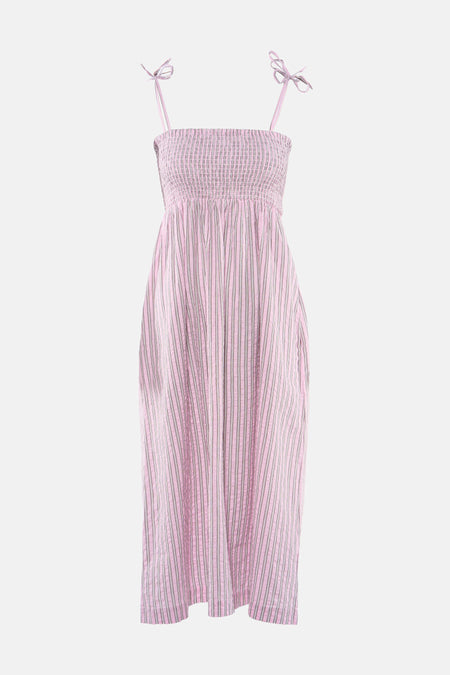 Roze mouwloos kleedje van JJXX met strepen, een gesmokt lijfje en strikbandjes.