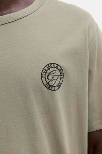 Groen T-shirt met korte mouwen van ORIGINALS BY JACK & JONES, met een ronde halslijn en een zwart logo op de borst.