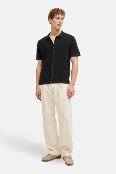 Pull noir à manches courtes et fermeture à boutons de CORE BY JACK & JONES.