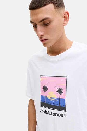 Wit T-shirt met korte mouwen van ORIGINALS BY JACK & JONES, met palmbomen en logo-opdruk.