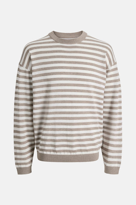 Beige trui met ronde hals van ORIGINALS BY JACK & JONES, met een gestreept patroon in beige en wit.

