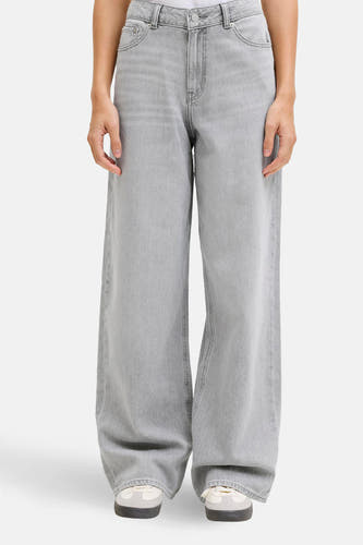 Grijze wijde jeans van JJXX, met een denim textuur en subtiele details.
