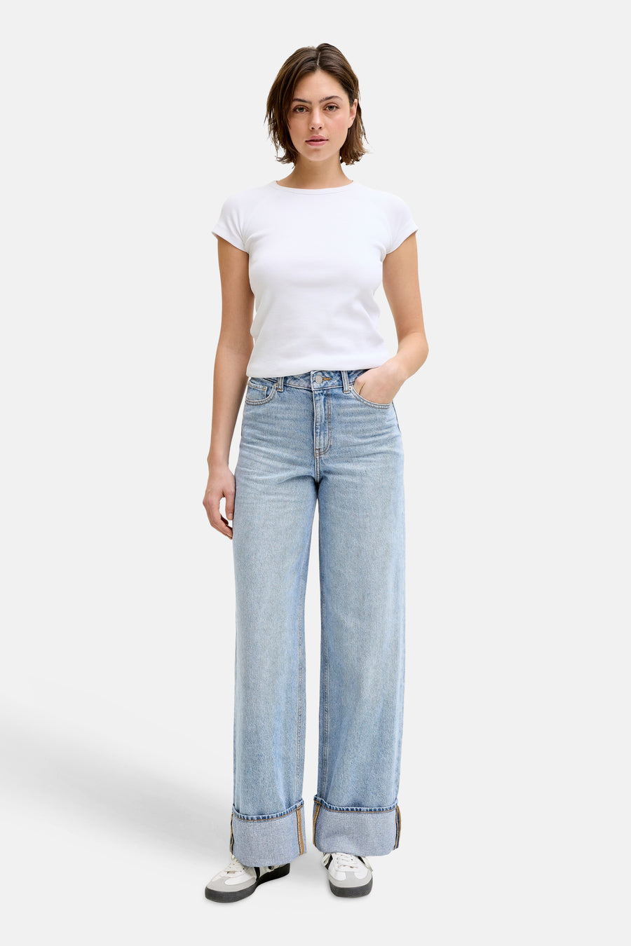 TOKYO - light blue denim