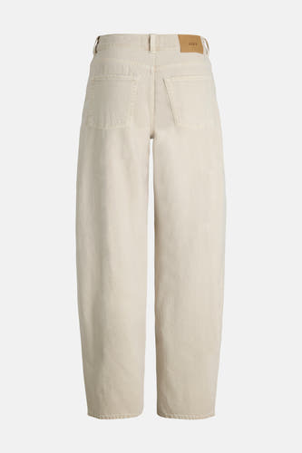 Ecru jeans special fit van JJXX, met achterzakken en een merklabel op de tailleband.
