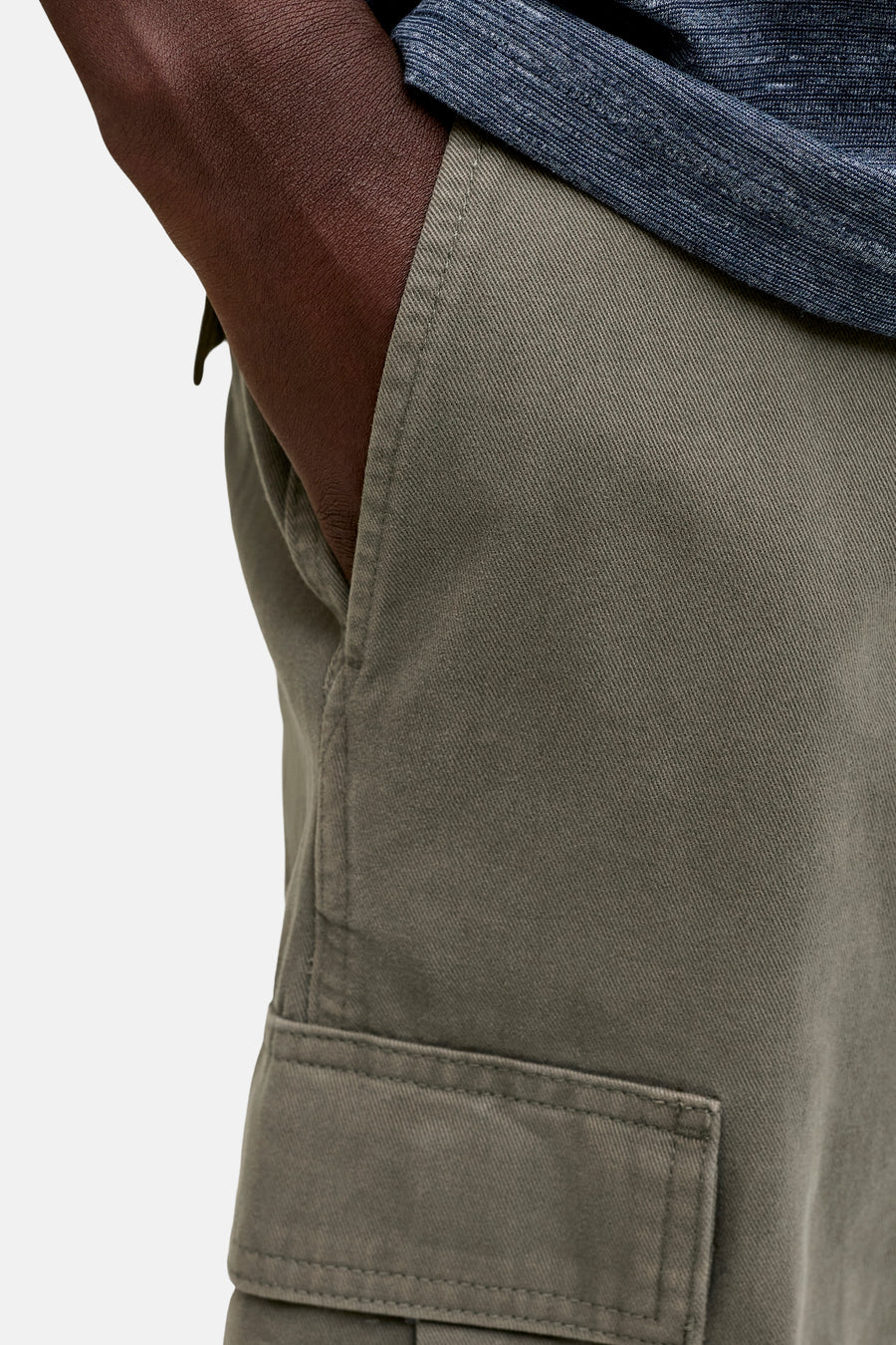Short en twill JACK & JONES JEANS INTELLIGENCE, avec une poche cargo et une poche pour les mains.