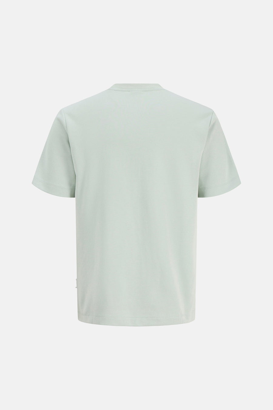 Groene korte mouw t-shirt van CORE BY JACK & JONES, achterzijde, eenvoudig design, lichte stof, ronde hals, gestikt zoomwerk