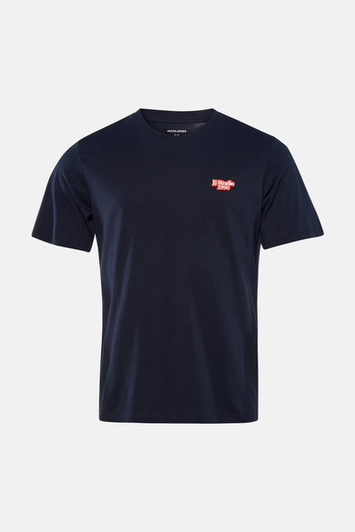 Blauw T-shirt met korte mouwen van CORE BY JACK & JONES, met een kleine rode tekstprint op de borst.