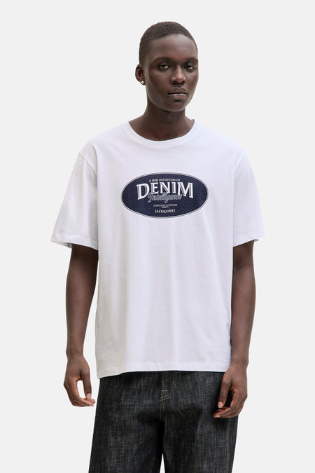 Wit T-shirt met korte mouwen van ORIGINALS BY JACK & JONES, met ovale 'Denim Intelligence' print op de voorkant.