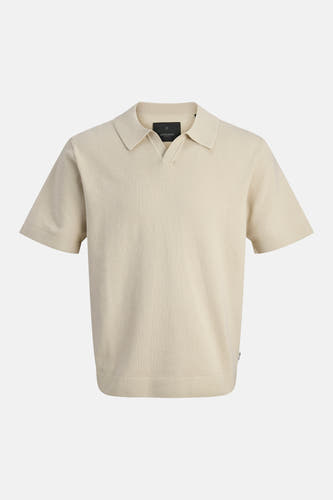 Beige polo met korte mouwen van PREMIUM by JACK & JONES met een fijne gebreide textuur.