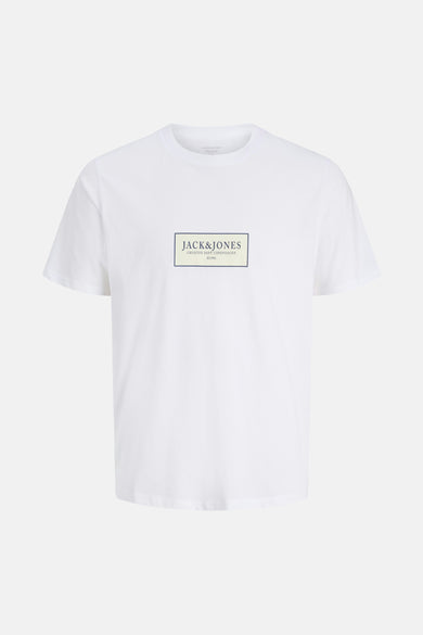 T-shirt blanc à manches courtes d'ORIGINALS BY JACK & JONES, avec un logo rectangulaire sur la poitrine.