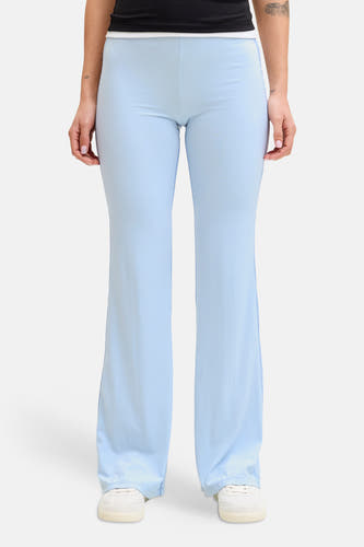 Pantalon de jogging bleu de JJXX, avec jambes évasées et un design uni.