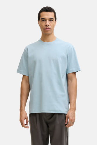 Blauw T-shirt met korte mouwen van PREMIUM by JACK & JONES, effen design met korte mouwen en ronde hals.