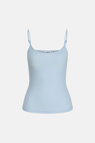 Blauwe top met spaghettibandjes van JJXX, effen kleur en fijne bandjes.
