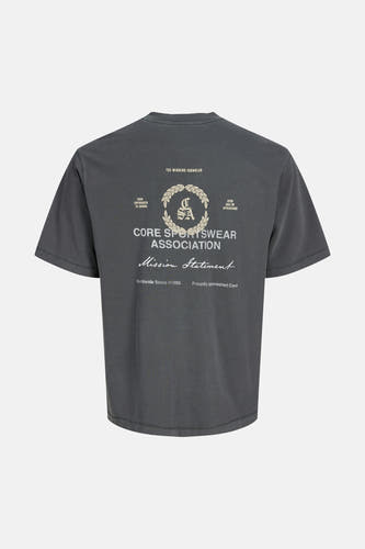 T-shirt noir à manches courtes de CORE BY JACK & JONES, avec imprimé au dos.
