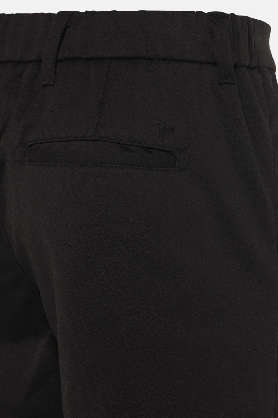 Short noir de JACK & JONES JEANS INTELLIGENCE, avec poche passepoilée à l'arrière et passants de ceinture.