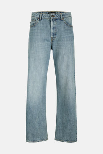 Jean droit en denim bleu clair de JACK & JONES, avec un style classique à cinq poches.