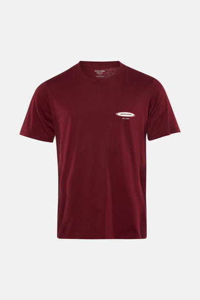 T-shirt rouge à manches courtes de ORIGINALS BY JACK & JONES, vue arrière sur fond blanc.
