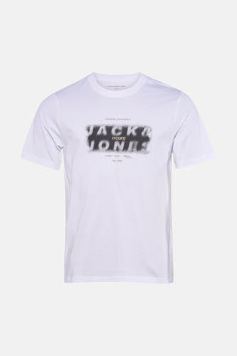 Wit T-shirt met korte mouwen van CORE BY JACK & JONES, met een wazige zwarte grafische print en witte tekstopdruk op de borst.