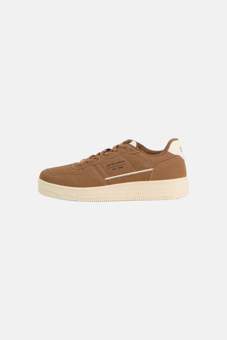Sneakers - bruin